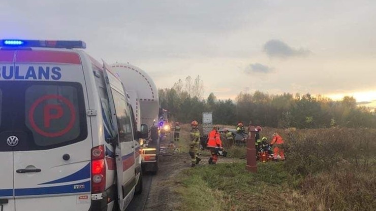 Śląskie: żałoba w szkołach całego powiatu po śmierci trzech 19-latków