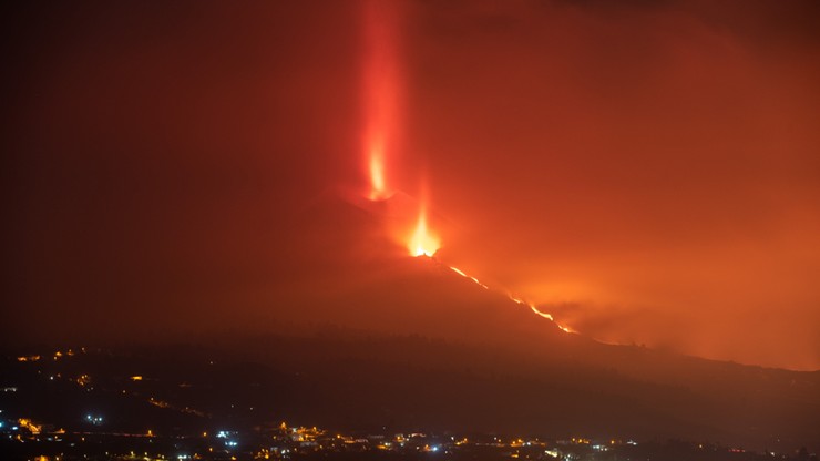 Erupcja hiszpańskiego wulkanu Cumbre Vieja