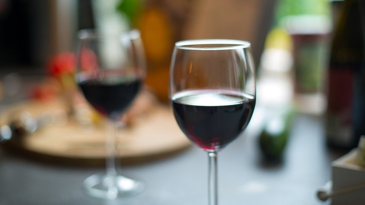 Naukowcy odkryli ślady najstarszego włoskiego wina. Wytwarzano je znacznie wcześniej, niż uważano