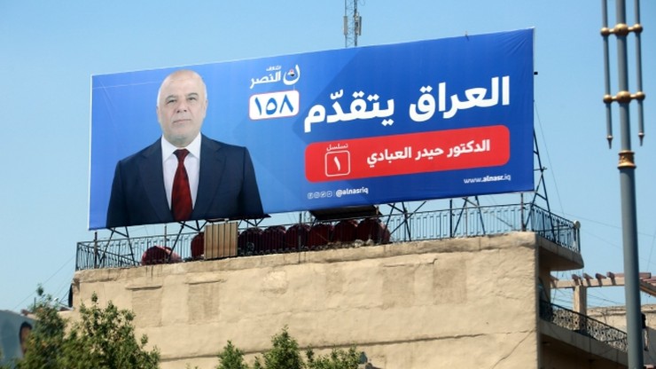 Plakaty wyborcze premiera Iraku zakazane w Iranie z powodu... krawata