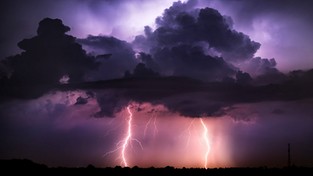 10.05.2022 06:00 Nadciągają najsilniejsze burze od początku roku. Będą ulewy, gradobicia i wichury