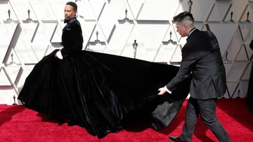 Aktor w sukni na gali Oscarów. "Nie wszyscy muszą rozumieć, ale powinniśmy się szanować"