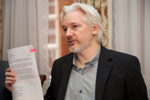 Assange trafił do więziennego szpitala. "Dramatyczna utrata wagi"