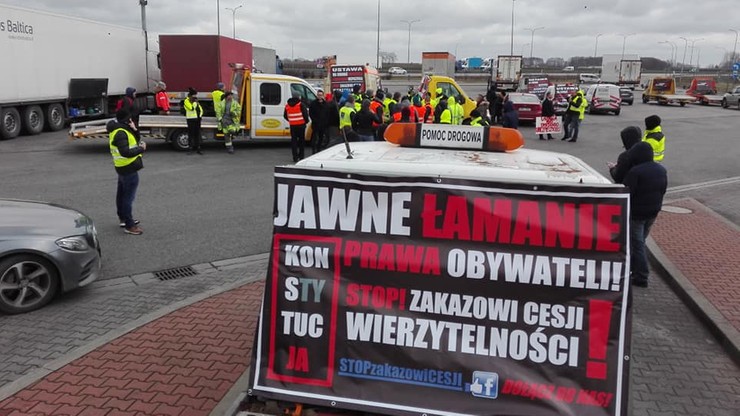 Utrudnienia na A2 z powodu protestu kierowców lawet. Nie dostali pozwolenia na wjazd do Warszawy