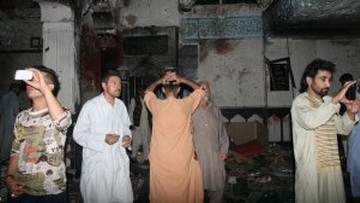 Dwa zamachy na meczety w Afganistanie. Zginęło co najmniej 70 osób