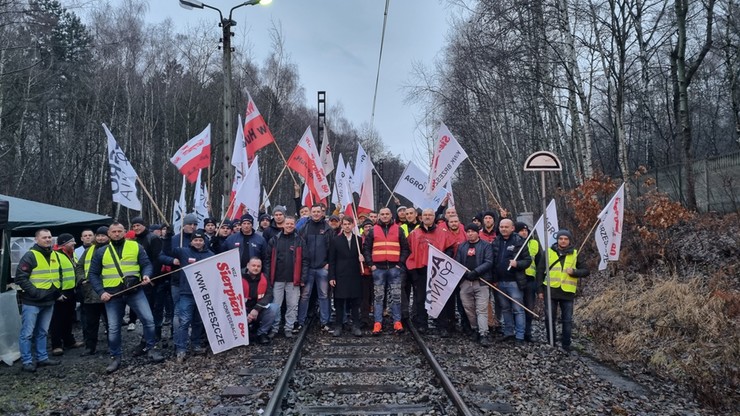 Strajk górników. Zakończono 48-godzinną blokadę wysyłki węgla z kopalń do elektrowni
