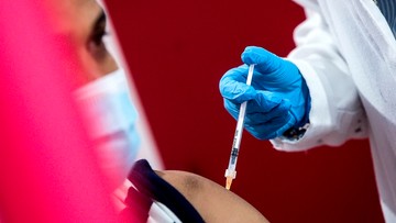 Rusza rejestracja na szczepienia trzecią dawką w Polsce