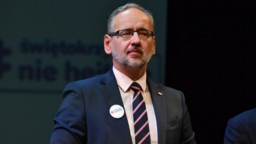 Trzecia dawka dla wszystkich? Minister zdrowia wyjaśnia