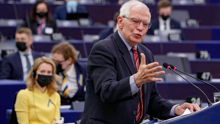 Josep Borrell: KE chce przeznaczyć kolejne 500 mln euro na militarne wsparcie Ukrainy