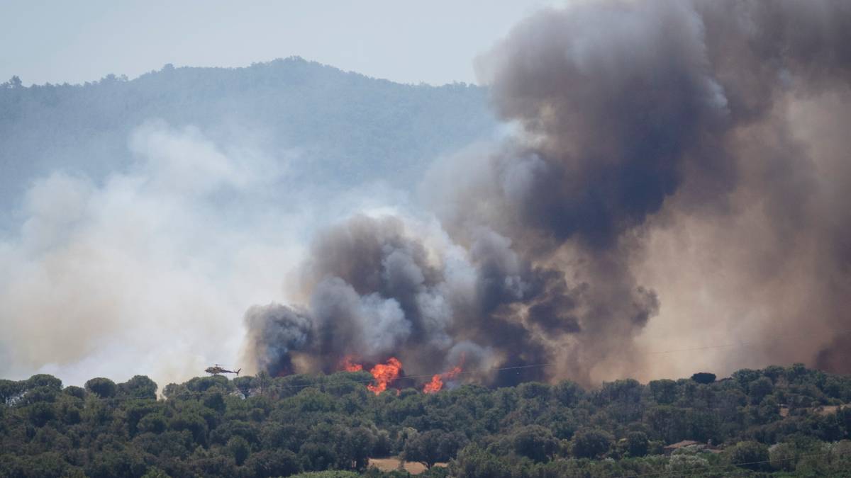 Pożar przy Costa Brava: kwarantanna w 10 miejscowościach w Hiszpanii