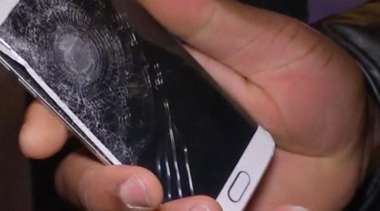 Świadek eksplozji w Paryżu: uratował mnie telefon komórkowy