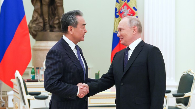 Władimir Putin spotkał się z chińskim ministrem. W planach kolejne rozmowy
