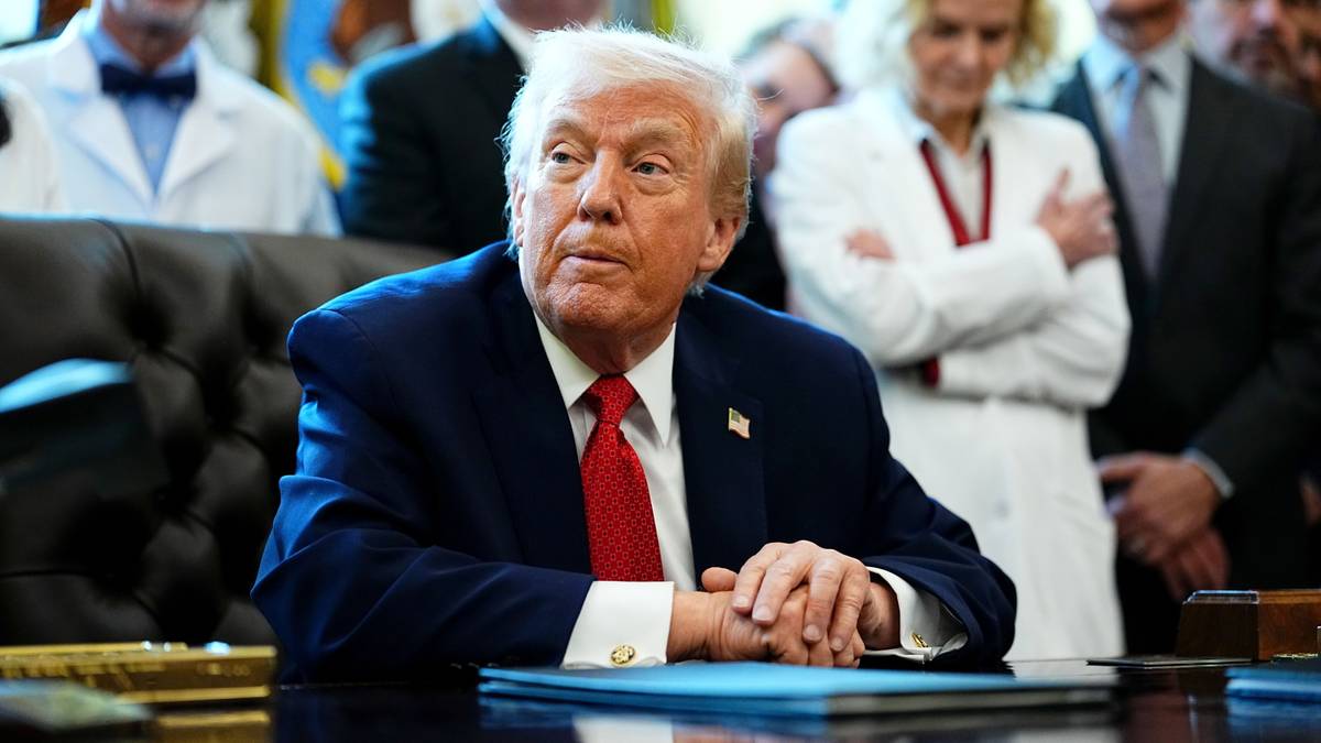 Szefowa wywiadu USA grzmi w obronie działań Trumpa. "Rosja choćby nie ma zdolności"