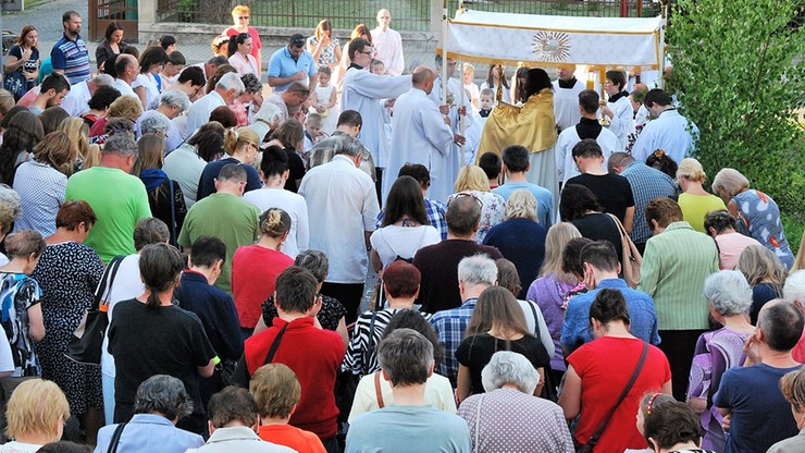 Boże Ciało: abp Gądecki apeluje w sprawie procesji