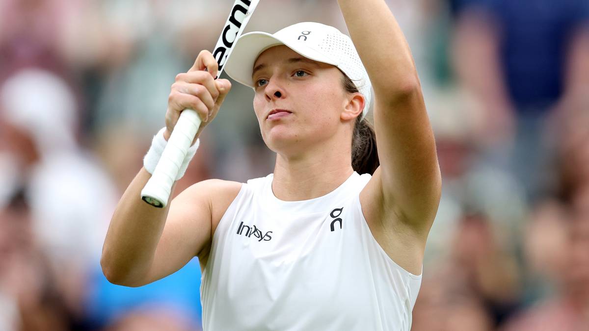 Iga Świątek - Sofia Kenin. Skrót meczu Wimbledonu (WIDEO)