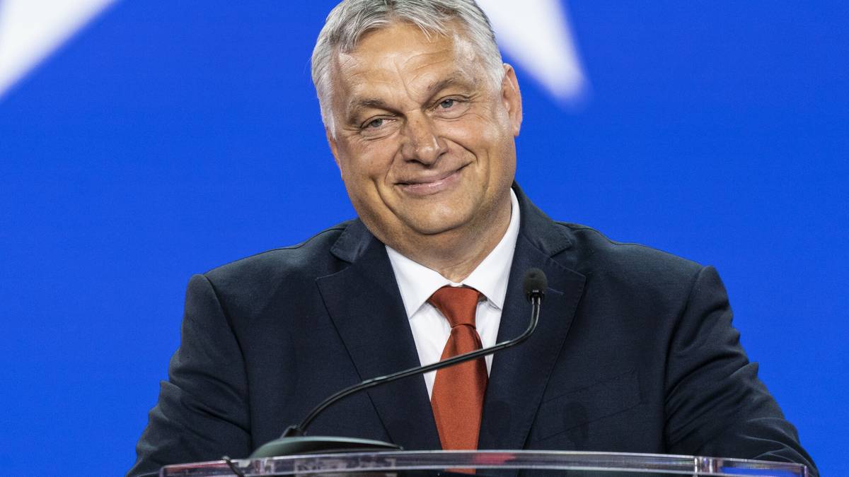 Orban ogłosił rezygnację z mandatu poselskiego