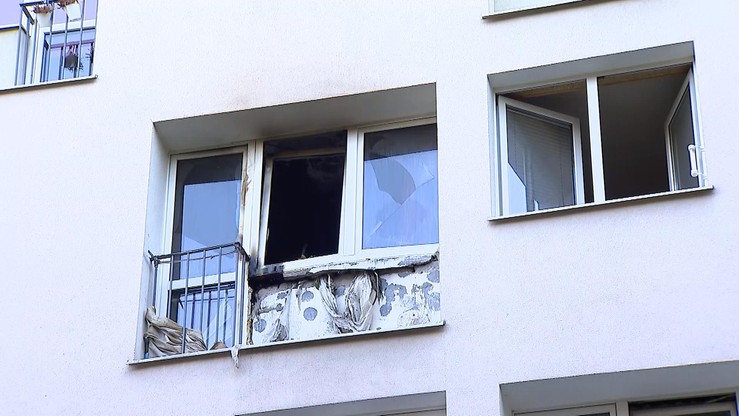 Zarzuty i areszt dla mężczyzny zatrzymanego po eksplozji w bloku w Warszawie