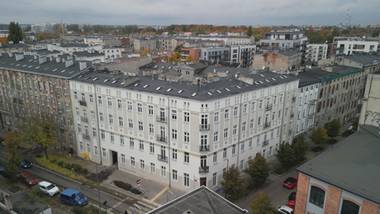 Odcięli im ogrzewanie i ciepłą wodę. Dramat w prywatnej kamienicy