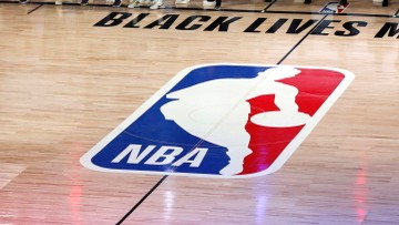 NBA playoffs: Bitwa o miliardy… i szok na początek