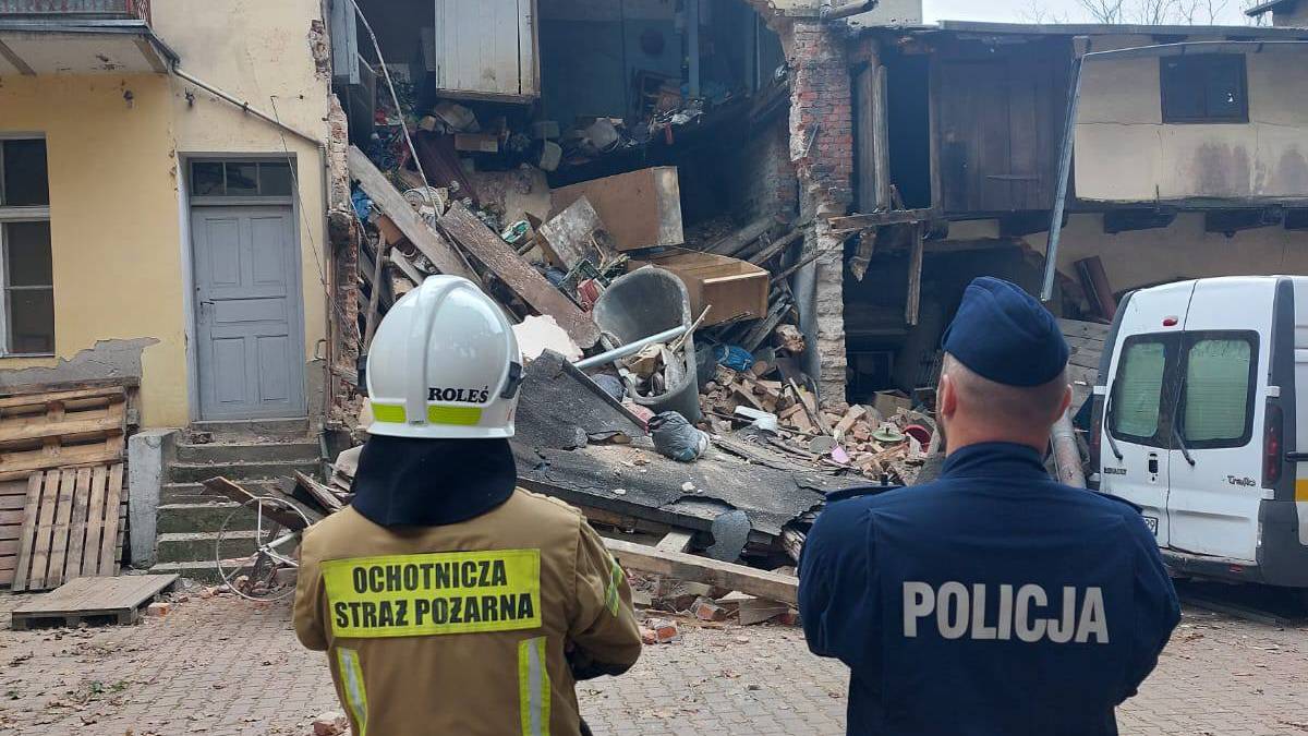 W Wielkopolsce runęła ściana kamienicy. Służby wyjaśniają okoliczności