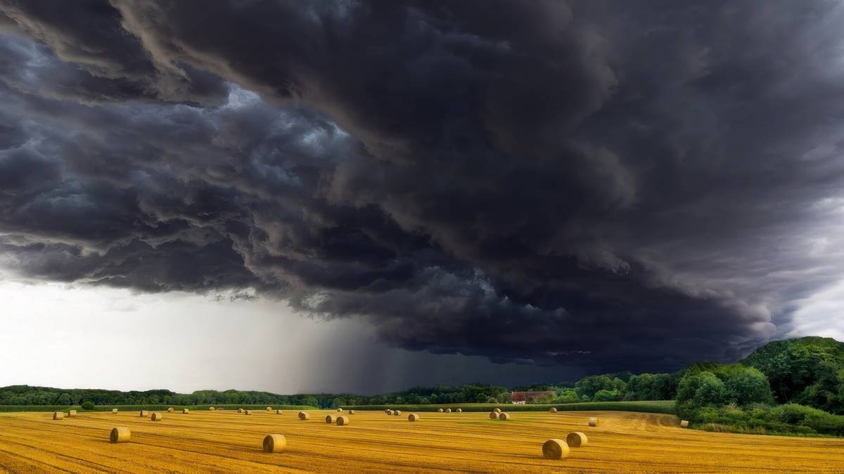 Przejdzie przez Polskę niczym taran. Zacznie się o 20:00