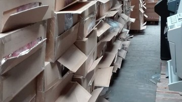 Miliony nielegalnych papierosów w kontenerze z butami. Do Gdyni przypłynęły z Wietnamu