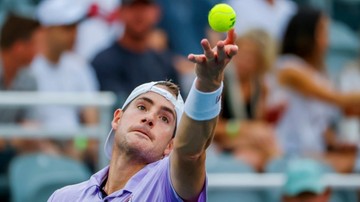 ATP w Cincinnati: John Isner rywalem Huberta Hurkacza w drugiej rundzie singla