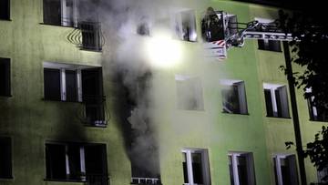 Pożar mieszkania w bloku w Koszalinie. Dziewięć osób poszkodowanych