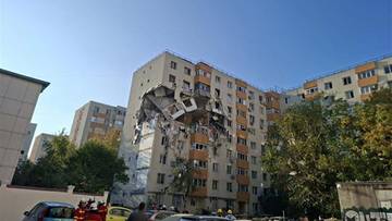 Wybuch w bloku w Rumunii. Tragiczny bilans. Psy tropiące w akcji