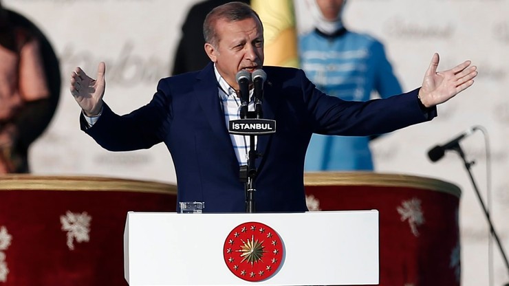 Erdogan ostrzegł Merkel przed uznaniem masakry Ormian za ludobójstwo