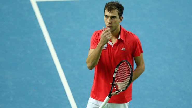 Janowicz wycofał się z turnieju z powodu kontuzji