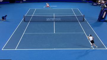 Co za akcja w meczu Igi Świątek! Owacje na stojąco (WIDEO)