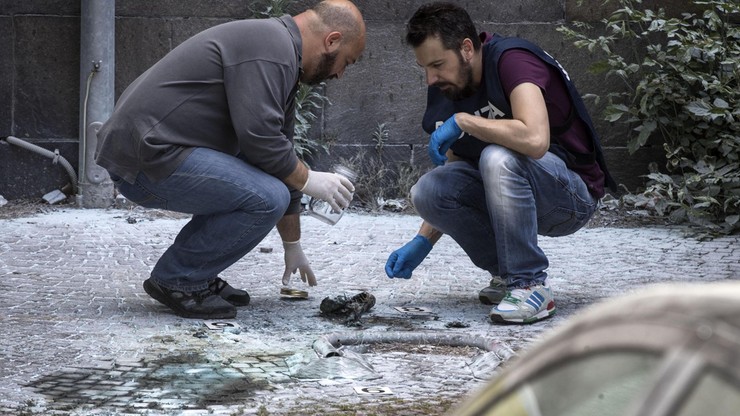 Eksplozja w centrum Rzymu. Media informują o "ładunku domowej roboty"