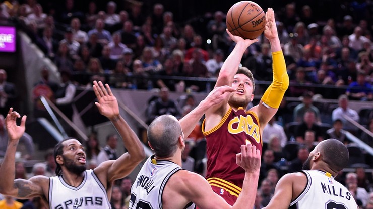 NBA: San Antonio Spurs lepsze od Kawalerzystów, 53 punkty Butlera