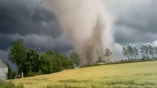 28.07.2020 11:00 W ciągu dwóch stuleci tornada zabiły w Polsce ponad 100 osób. Niektóre były tak potężne, jak w USA [FILMY]