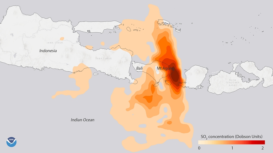 Koncentracja dwutlenku węgla (SO2) nad Indonezją na skutek erupcji wulkanu Agung. Fot. NOAA.