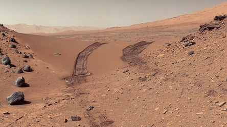 NASA: Łazik Curiosity dokonał wielkiego odkrycia na Marsie. To ślady organizmów?