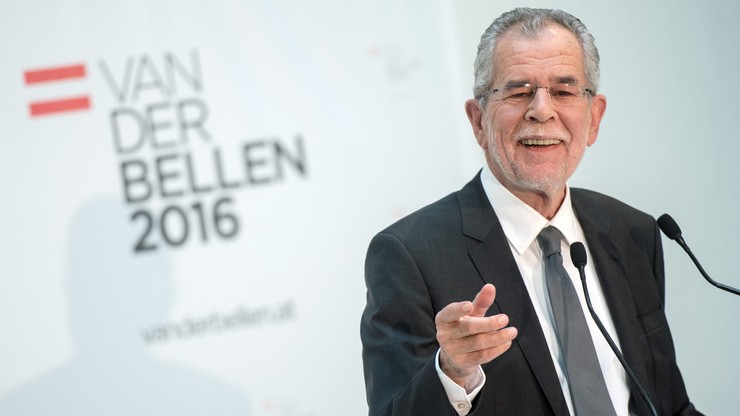"Można wygrać wybory z proeuropejskim przesłaniem". Van der Bellen wygrywa Austrii