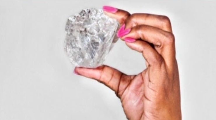 Drugi co do wielkości diament na świecie znaleziono w Botswanie. Jest tak duży, że ciężko oszacować jego wartość