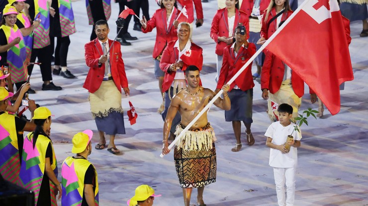 Pjongczang: Chorąży ekipy Tonga przygotowuje się do zimowych igrzysk