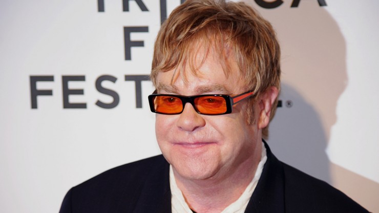 Elton John zaprzecza zarzutom o molestowanie. "Motywowane chęcią zysku"
