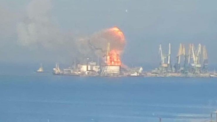 Wojna w Ukrianie. Ukraińska marynarka wojenna zniszczyła rosyjski okręt desantowy "Orsk"