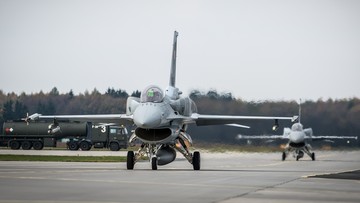 Macierewicz: mam nadzieję, że polskie F-16 polecą na Bliski Wschód przed szczytem NATO