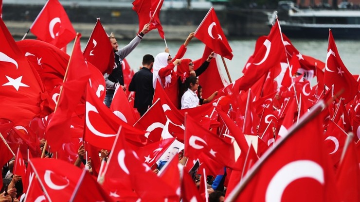Kary dla tureckich działaczy piłkarskich za udział w próbie puczu