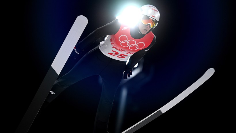 Pekin 2022: Dawid Kubacki podziękował drużynie. "Bez nich by tego nie było"