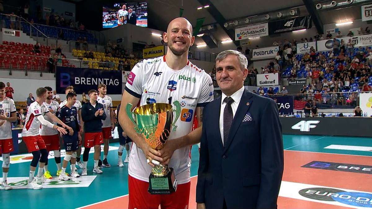 Bartosz Kurek zdobył pierwsze trofeum z ZAKSĄ!