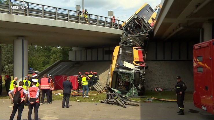 Wypadek autobusu na moście Grota-Roweckiego w Warszawie. Rusza proces kierowcy