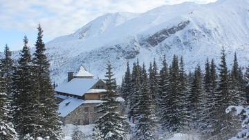 Zamiecie śnieżne w górach. Ostrzeżenia GOPR, wiele szlaków całkowicie zablokowanych