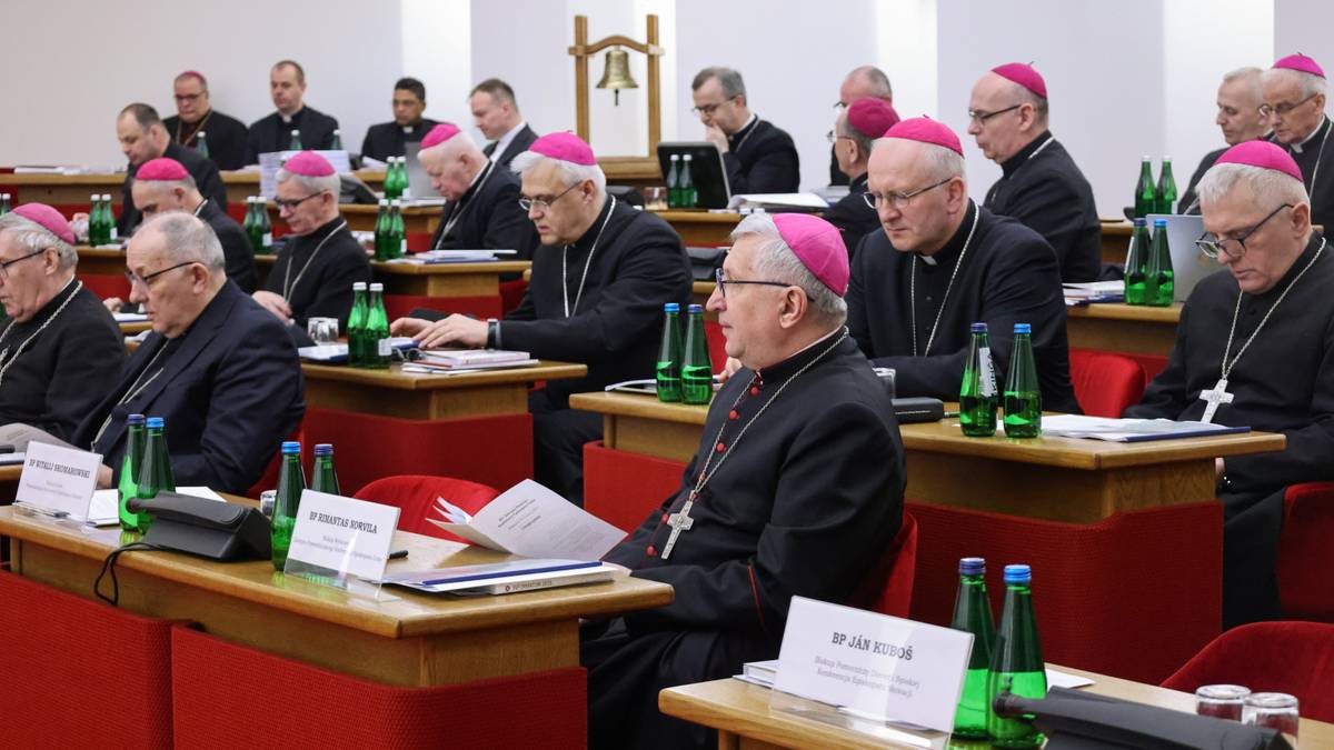 Episkopat ogłosił istotną decyzję. Powstanie komisja niezależnych ekspertów