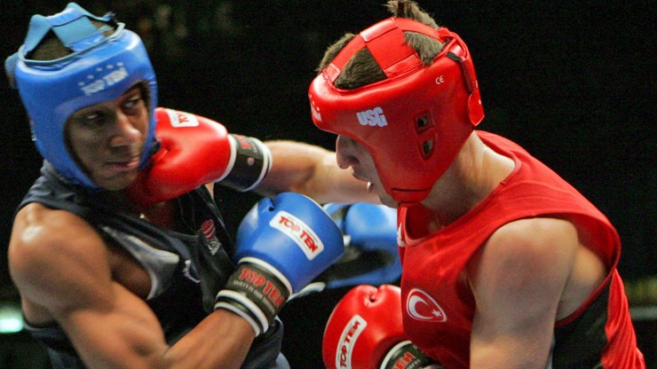 Turecki bokser i rosyjska specjalistka sprintu i na dopingu
